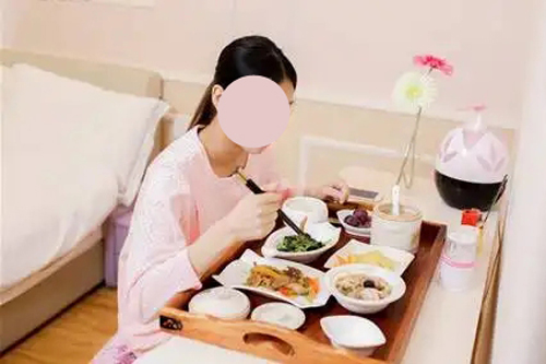 浦东春泉路王小姐